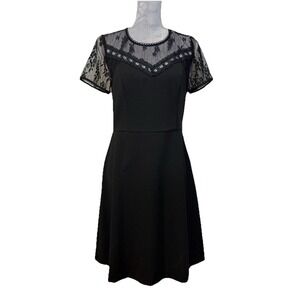 Nanette‎ Lepore Dress Sz 6 Black A Line Lace Feminine Classic LBD Party Funeral
